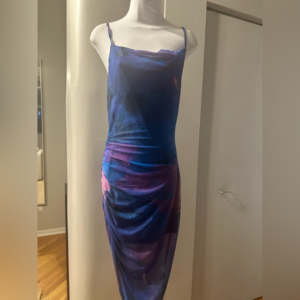 NWOT-Swimsuit coverup